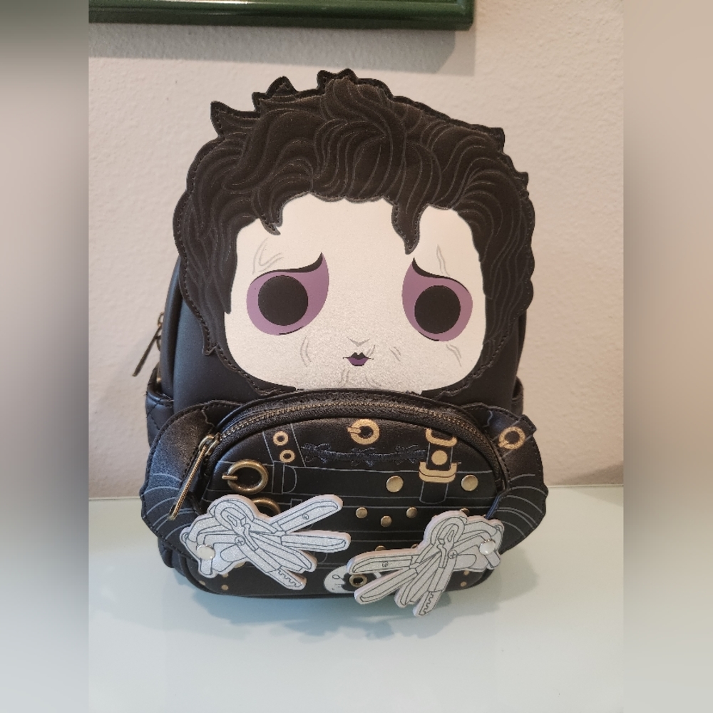 NWT Edward Scissorhands Loungefly Mini Backpack Purse 2021